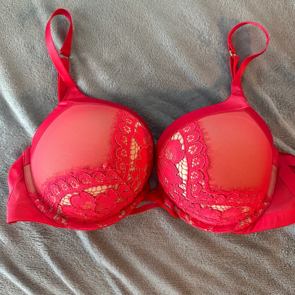 Victoria's Secret Red Lace Push-Up Bra